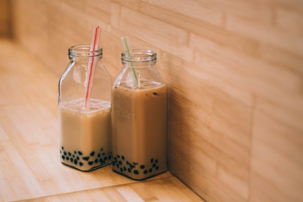 Milk tea drinks on a table